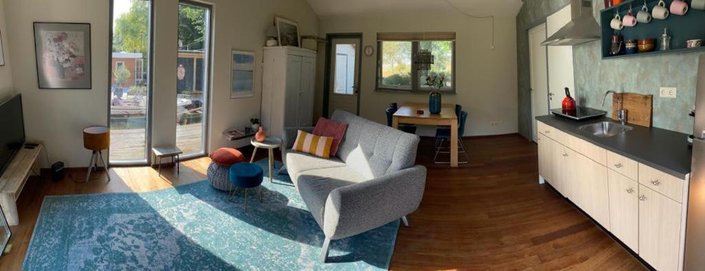 Bb De Woonboot Apartman Anna Paulowna Kültér fotó